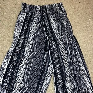 Patterned Loose Fitting Pants